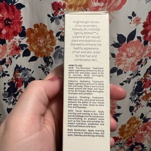 2 Rejuvinique light by Monet